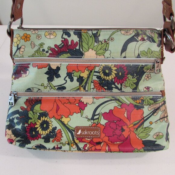 Sakroots Artist's Circle Seafoam Flower Power Crossbody Bag - Picture 1 of 16